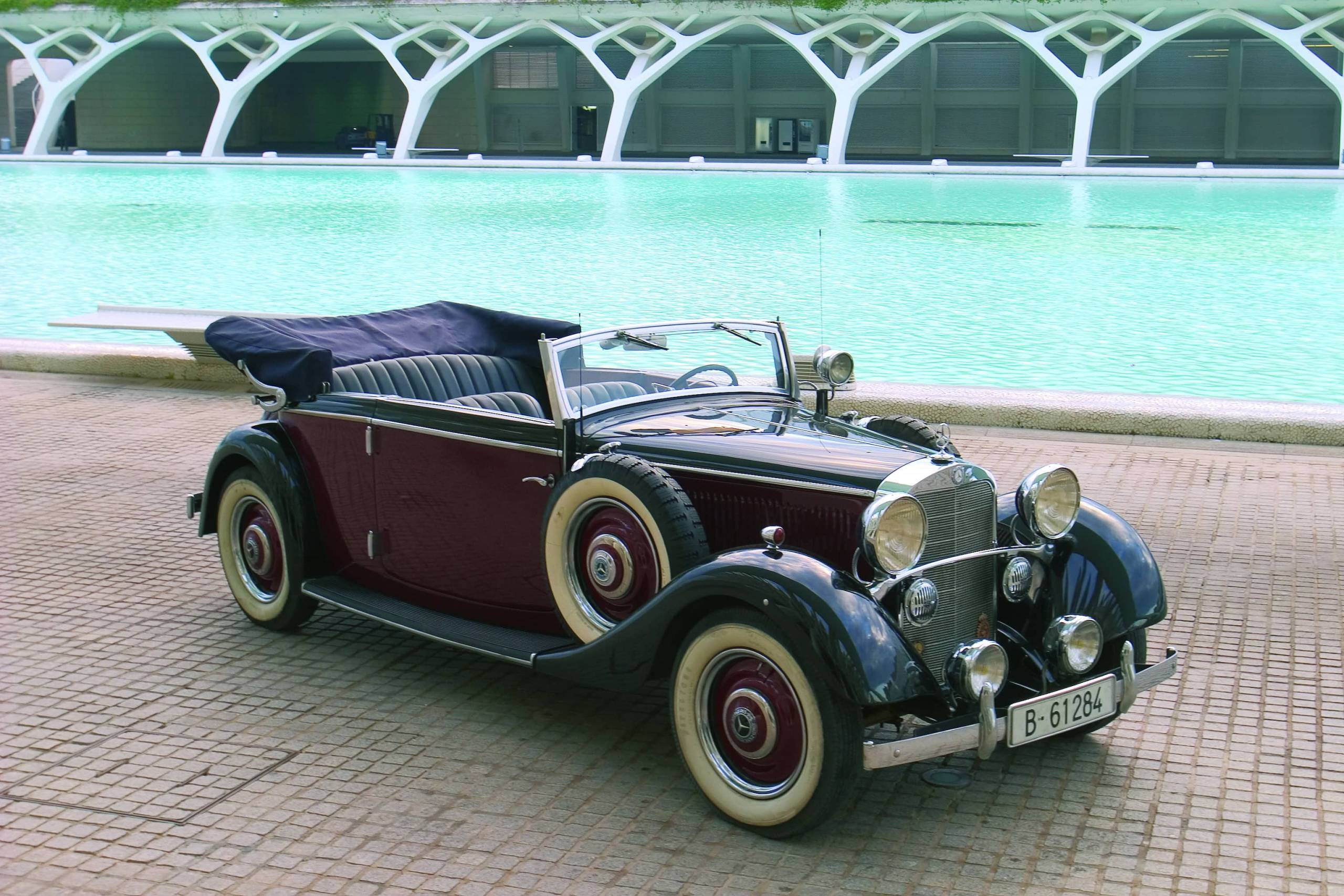 Auburn 8-115 Boattail