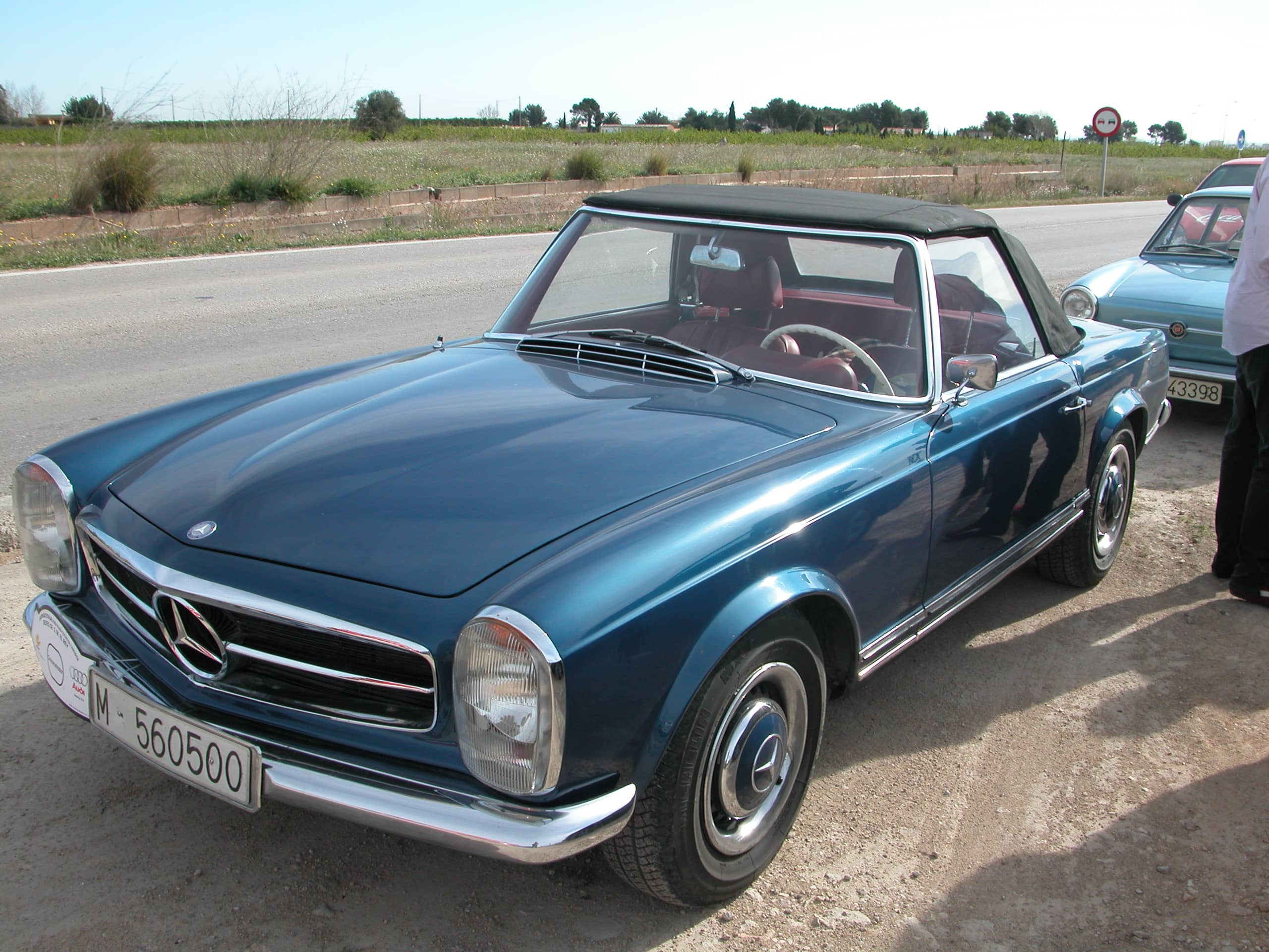 Mercedes-Benz 230 SL Pagoda