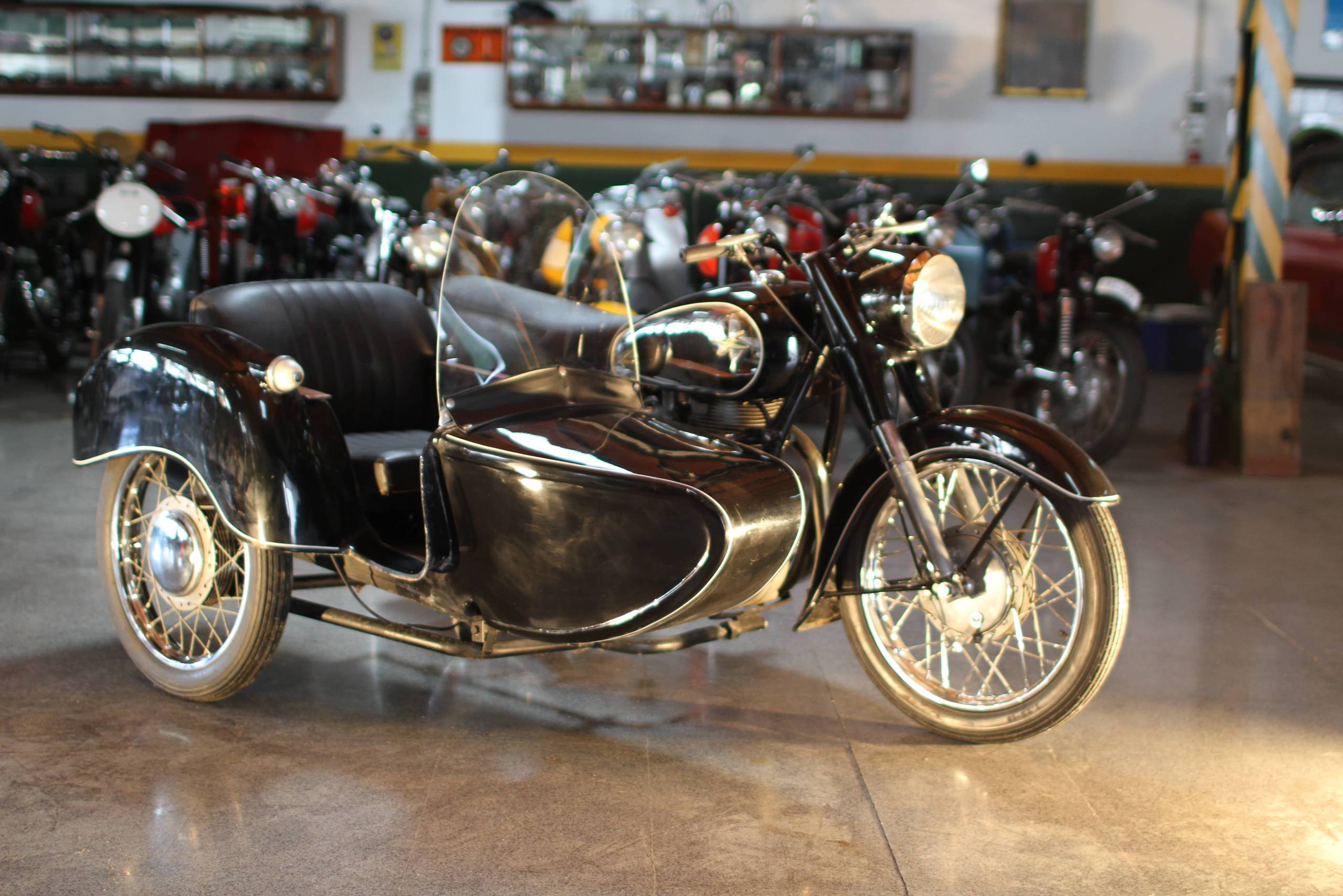 Sanglas 350/4 sidecar